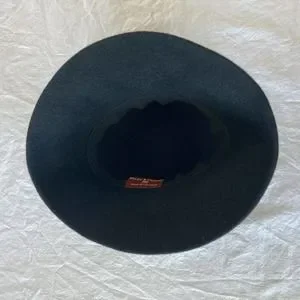 Helen Kaminski | Accessories | Helen Kaminski Hk Black Felt 